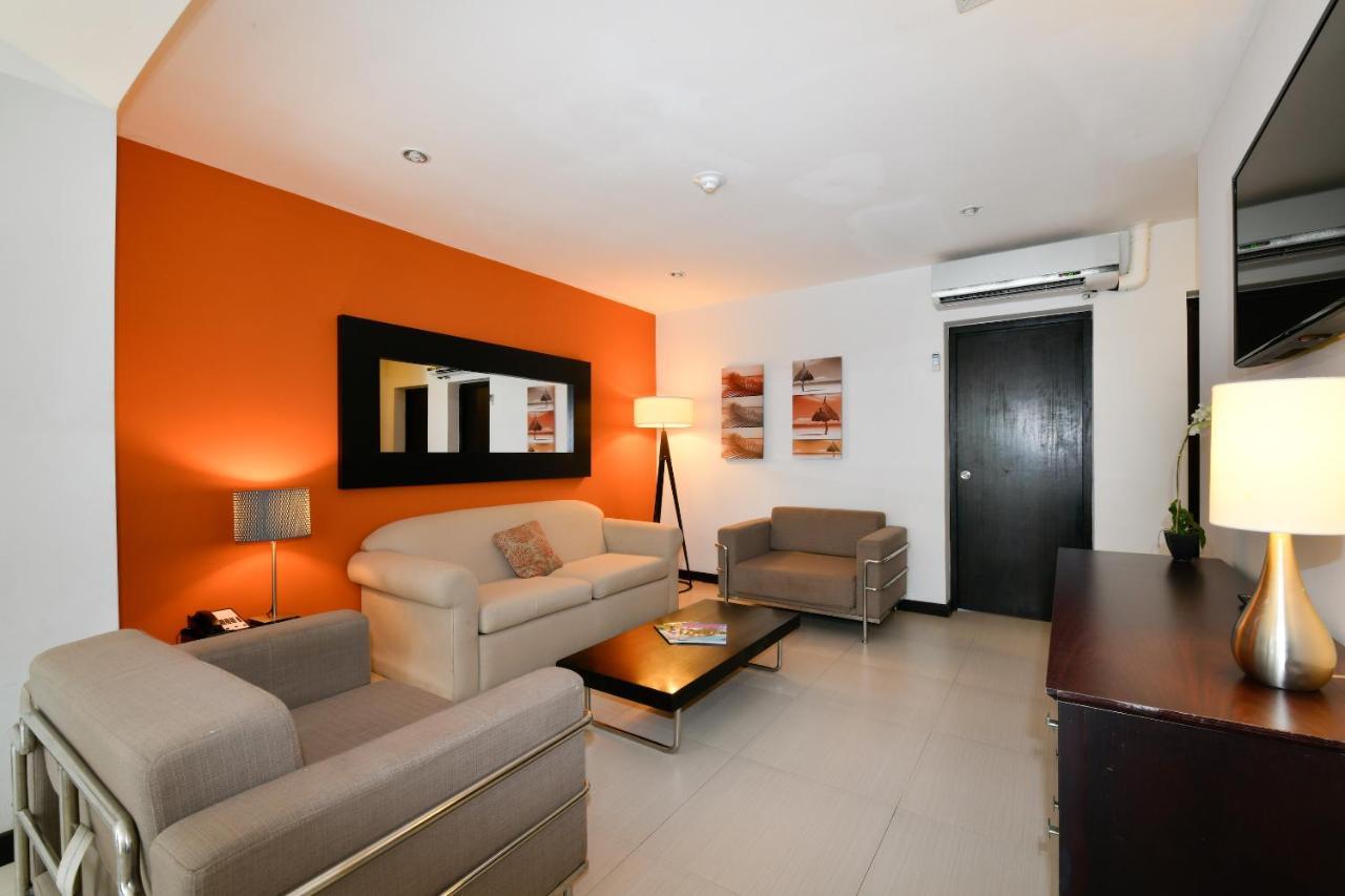 Talk Of The Town Beach Hotel & Beach Club By Gh Hoteles اورانجستاد المظهر الخارجي الصورة