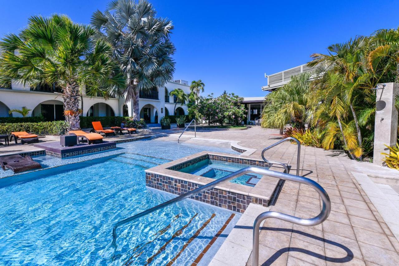 Talk Of The Town Beach Hotel & Beach Club By Gh Hoteles اورانجستاد المظهر الخارجي الصورة
