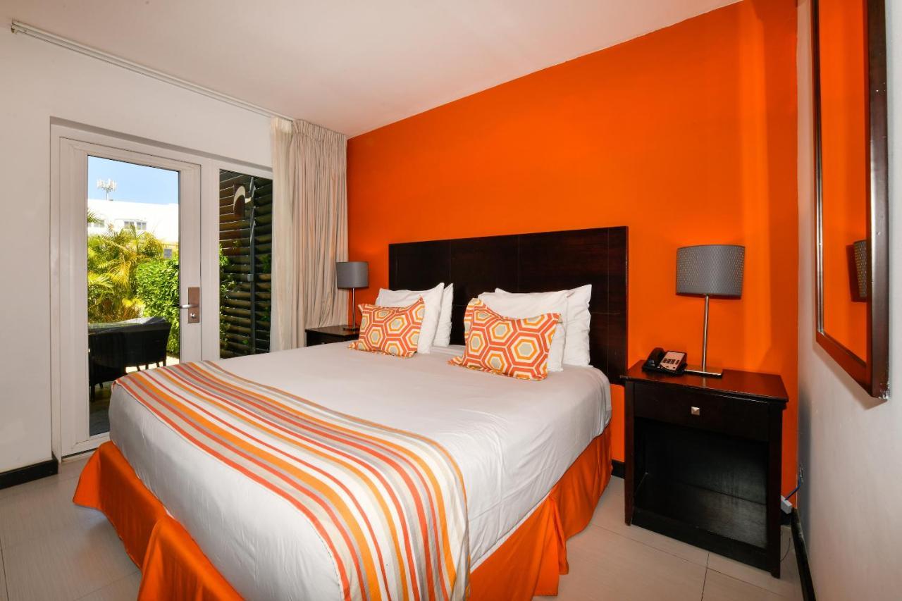 Talk Of The Town Beach Hotel & Beach Club By Gh Hoteles اورانجستاد المظهر الخارجي الصورة
