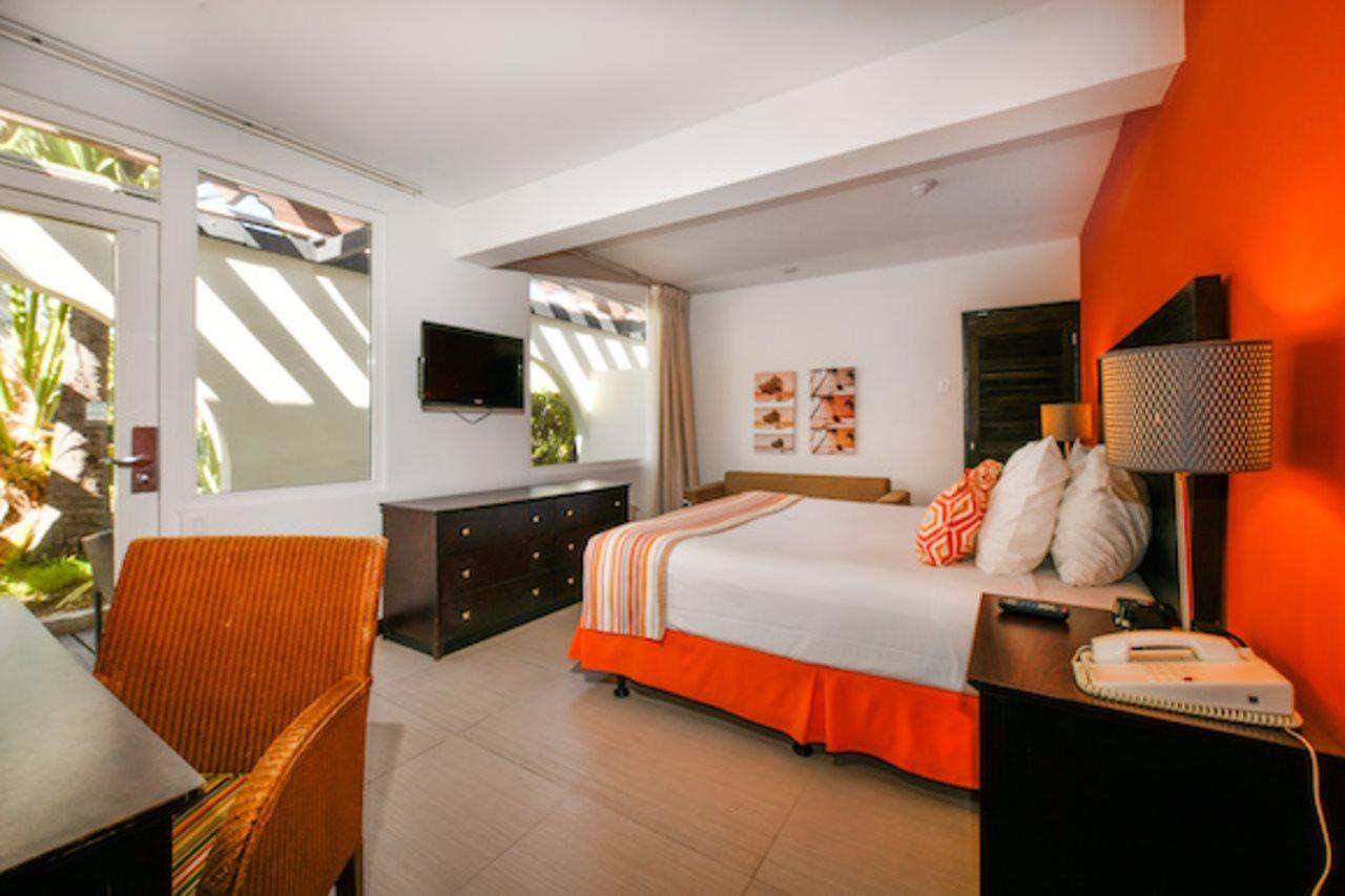 Talk Of The Town Beach Hotel & Beach Club By Gh Hoteles اورانجستاد المظهر الخارجي الصورة